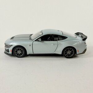 Kinsmart 2024 Ford Mustang Dark Horse Pull Back Diecast 1:38 Silver Black